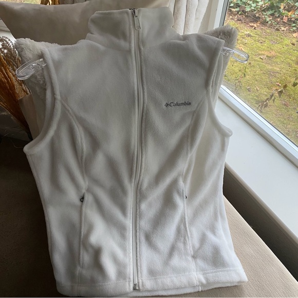 Woman’s White Columbia Sportswear Polar Fleece Vest Sz XS - 4 New Without Tags - Picture 8 of 15